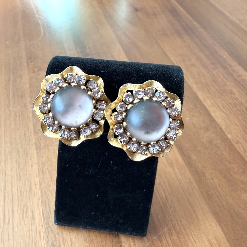 Vintage Gold and Lavender Flower Earrings